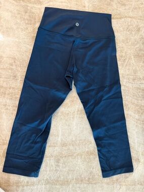 lululemon athletica Blue/Navy Capri Leggings